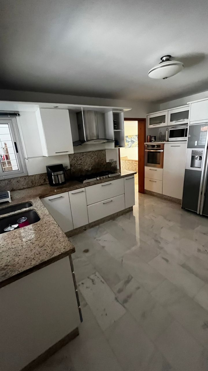br,consultores,inmobiliaria,Barquisimeto,lara,venta,oportunidad,la,colina,del,este