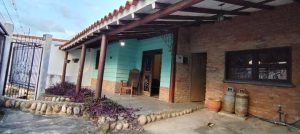 urb, valle hondo, casa,piscina,cabudare,brconsultores,venta